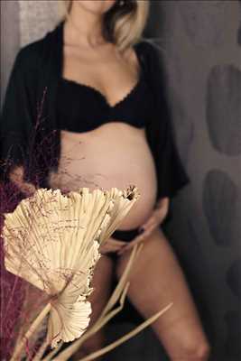 photo prise par le photographe Anthéa à Fontenay-sous-bois : photo de grossesse