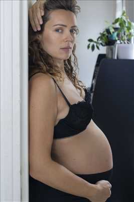 photo prise par le photographe Anthéa à Fontenay-sous-bois : photographie de grossesse