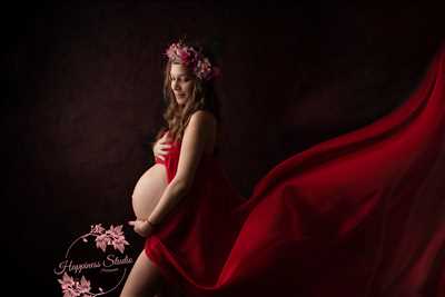 photographie de Claudia à Vaulx-en-velin : photo de grossesse