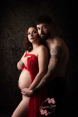 Exemple de shooting photo par Claudia à Vaulx-en-velin : photographie de grossesse