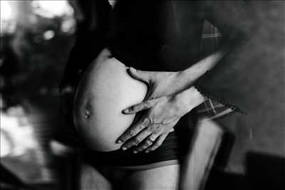 photo prise par le photographe mehdi à Paris : photographie de grossesse