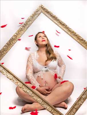Shooting photo réalisé par Jordan intervenant à Nîmes : photo de grossesse