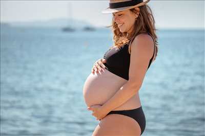 photo numérisée par le photographe Olivier à Draguignan : photographie de grossesse