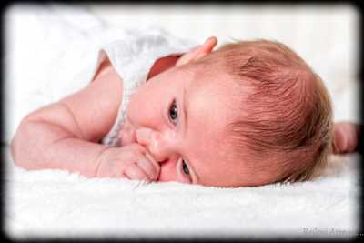 photo numérisée par le photographe Olivier à Pamiers : photographe pour bébé à Pamiers