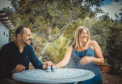 photo prise par le photographe christophe à Sanary-sur-mer : photo de grossesse