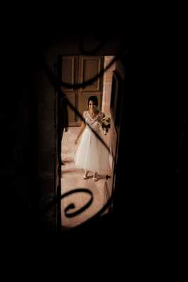 photo prise par le photographe Asneva à Issy-les-moulineaux : shooting photo spécial mariage à Issy-les-moulineaux