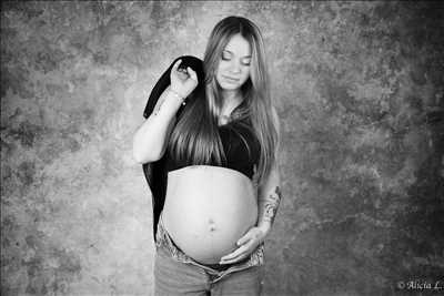 cliché proposé par Alicia PhotoShoot à Avesnes-sur-helpe : shooting grossesse