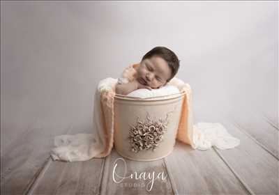 Exemple de shooting photo par Onaya Studio à Chambéry : shooting pour une naissance