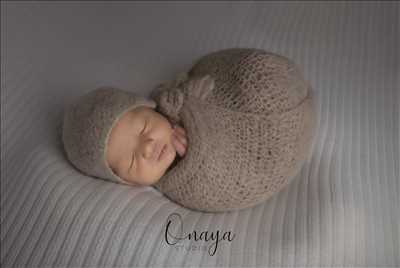photo prise par le photographe Onaya Studio à Chambéry : photographe pour bébé à Chambéry