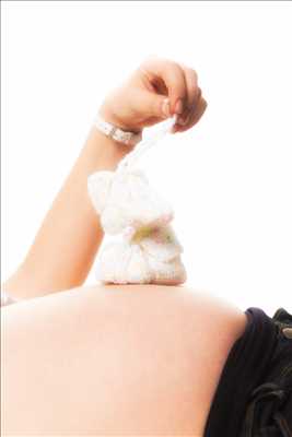 cliché proposé par Richard à Aix les bains : photo de grossesse