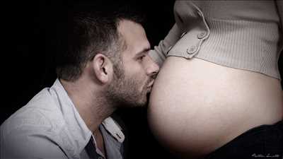 photo numérisée par le photographe STUDIO M à Argelès-Gazost : photographie de grossesse