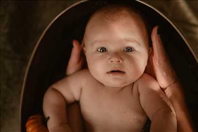 photo prise par le photographe L'univers artistique à Les herbiers : photographe pour bébé à Les herbiers