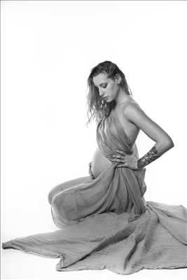 Shooting photo effectué par le photographe Maryo à Pau : photo de grossesse