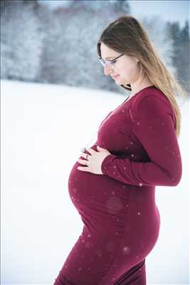 Shooting photo réalisé par Julie intervenant à Pontarlier : shooting photo spécial grossesse à Pontarlier