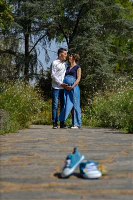 photographie de Camille à Château-Gontier-sur-Mayenne : shooting grossesse