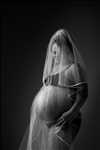 cliché proposé par Malfoy Photographe à Bourges : photographie de grossesse