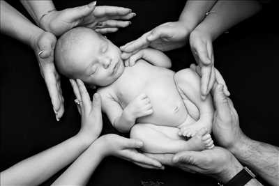 photographie de Bélinda  à Segré-en-Anjou Bleu : shooting photo pour nouveau né à Segré-en-Anjou Bleu