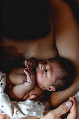 Exemple de shooting photo par Séverine Cesaroni Photographie à Mazamet : photo de naissance