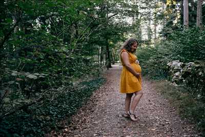 photo numérisée par le photographe SEVERINE à Lons-le-Saunier : shooting photo spécial grossesse à Lons-le-Saunier