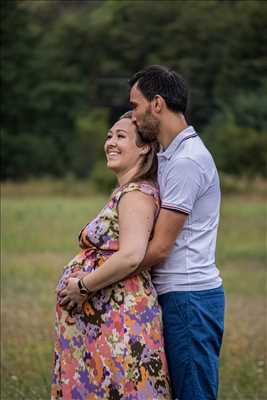 Shooting photo réalisé par Cassandra intervenant à Le Puy en Velay : shooting photo spécial grossesse à Le Puy en Velay