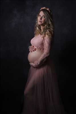 photo prise par le photographe Béatrice à Uzès : photo de grossesse