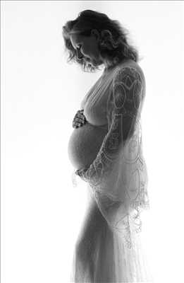 Exemple de shooting photo par Béatrice à Uzès : photo de grossesse