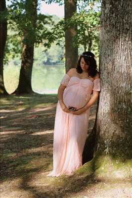 photographie de Thiphanie à Saint-yrieix-la-perche : photographie de grossesse