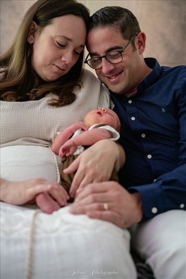 cliché proposé par Iliana  à Le Chesnay-Rocquencourt : shooting photo pour nouveau né à Le Chesnay-Rocquencourt