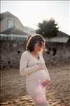Shooting photo effectué par le photographe Juliette à Saint-nazaire : shooting grossesse