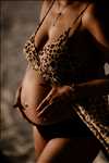 Exemple de shooting photo par Andrea à Avignon : photo de grossesse