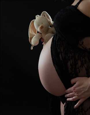 photo prise par le photographe Angélique à Vannes : photographe grossesse à Vannes