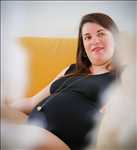 Shooting photo effectué par le photographe Emilie à Les herbiers : photographie de grossesse