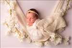 Shooting photo réalisé par nicolas intervenant à Dijon : photo de naissance