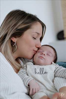 Shooting photo effectué par le photographe Alexia à Annemasse : shooting pour une naissance