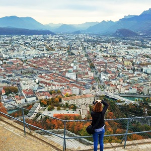 Photo de naissance à Lyon avec Alina